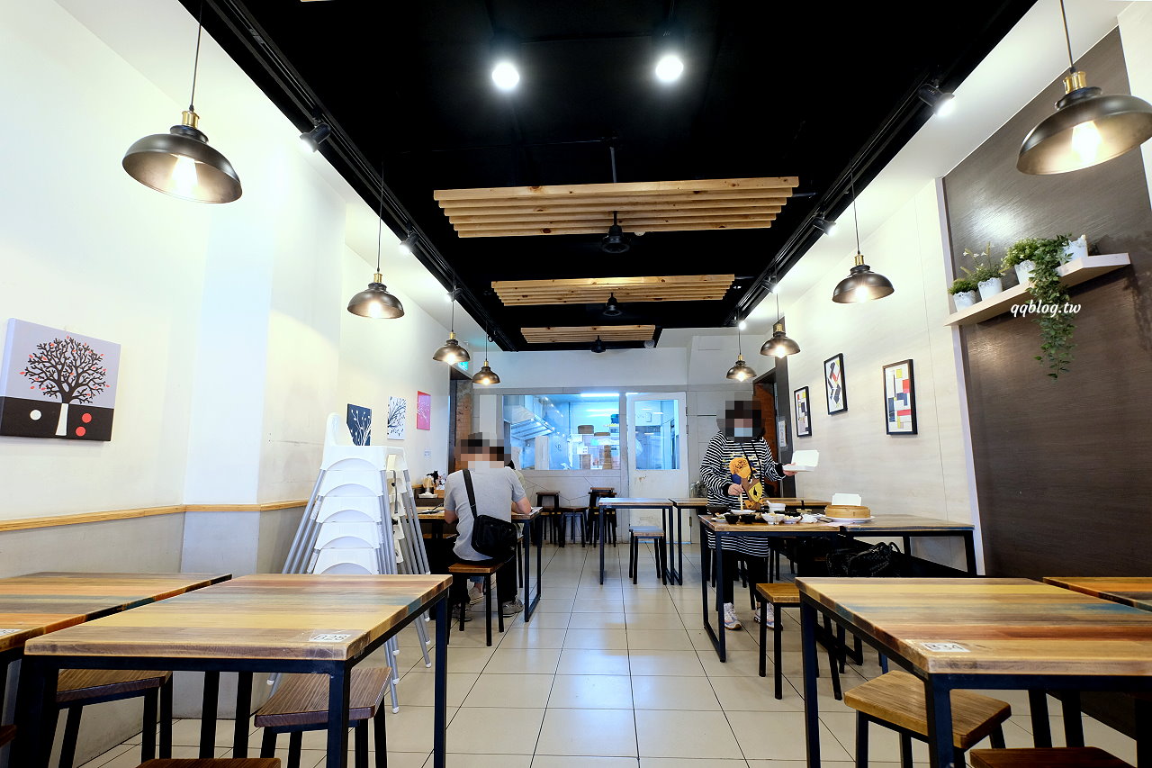 台中西區︱饕之鄉 李姐的店．網友評比為台中平價版鼎泰豐，2021米其林必比登推薦 @QQ的懶骨頭