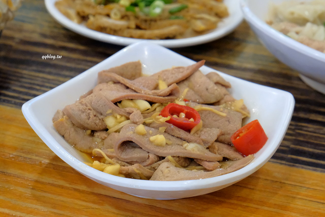 台中西區︱饕之鄉 李姐的店．網友評比為台中平價版鼎泰豐，2021米其林必比登推薦 @QQ的懶骨頭