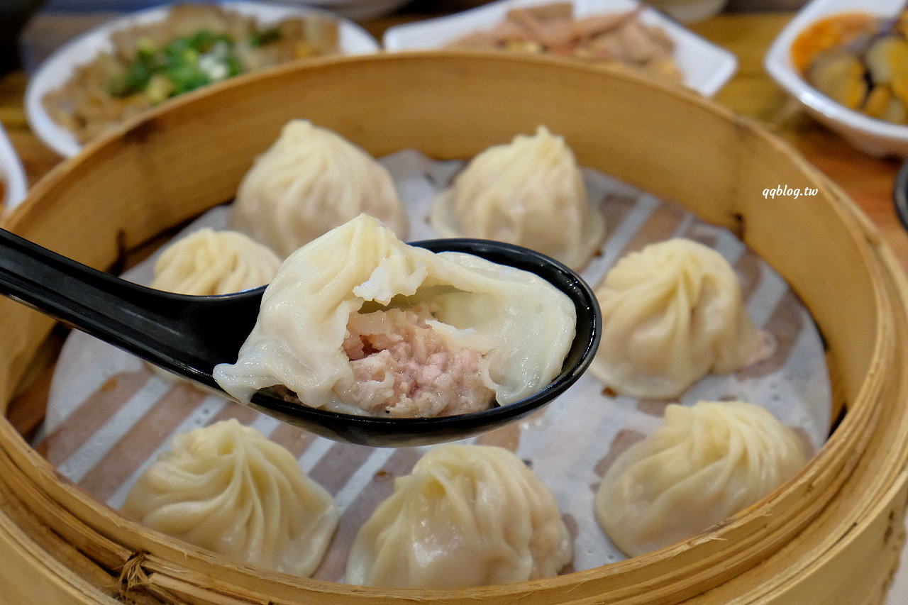 台中西區︱饕之鄉 李姐的店．網友評比為台中平價版鼎泰豐，2021米其林必比登推薦 @QQ的懶骨頭