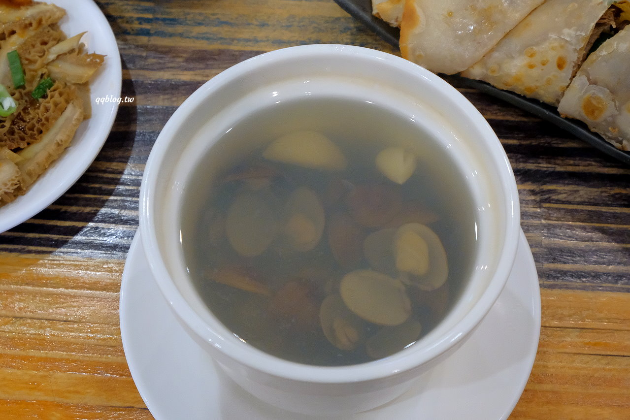 台中西區︱饕之鄉 李姐的店．網友評比為台中平價版鼎泰豐，2021米其林必比登推薦 @QQ的懶骨頭