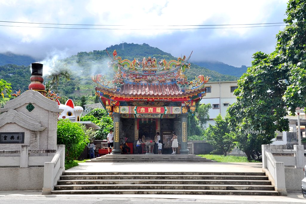 台東太麻里︱太麻里福興.招財貓土地公廟.2公尺巨型招財貓超級萌,大紅燈籠還有台版雷門之稱 @QQ的懶骨頭 台東太麻里︱太麻里福興.招財貓土地公廟.2公尺巨型招財貓超級萌,大紅燈籠還有台版雷門之稱 @QQ的懶骨頭