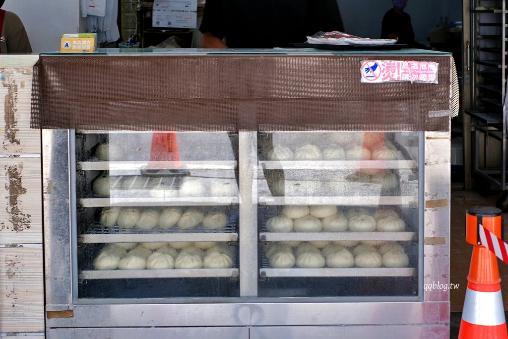 台東東河︱纏記舊街東河包子．東河舊市區裡的傳承60年的包子店 @QQ的懶骨頭