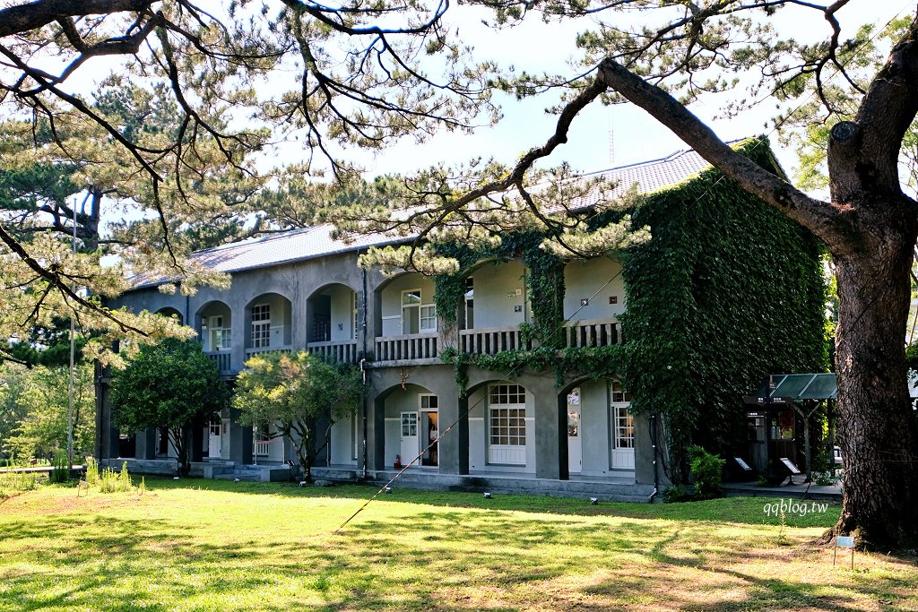 花蓮︱松園別館.日治時期的昭和老洋樓和老松樹,居高臨下遠眺太平洋 @QQ的懶骨頭 花蓮︱松園別館.日治時期的昭和老洋樓和老松樹,居高臨下遠眺太平洋 @QQ的懶骨頭