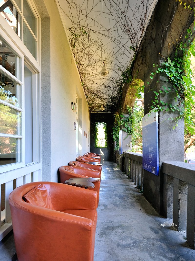 花蓮︱松園別館.日治時期的昭和老洋樓和老松樹,居高臨下遠眺太平洋 @QQ的懶骨頭 花蓮︱松園別館.日治時期的昭和老洋樓和老松樹,居高臨下遠眺太平洋 @QQ的懶骨頭