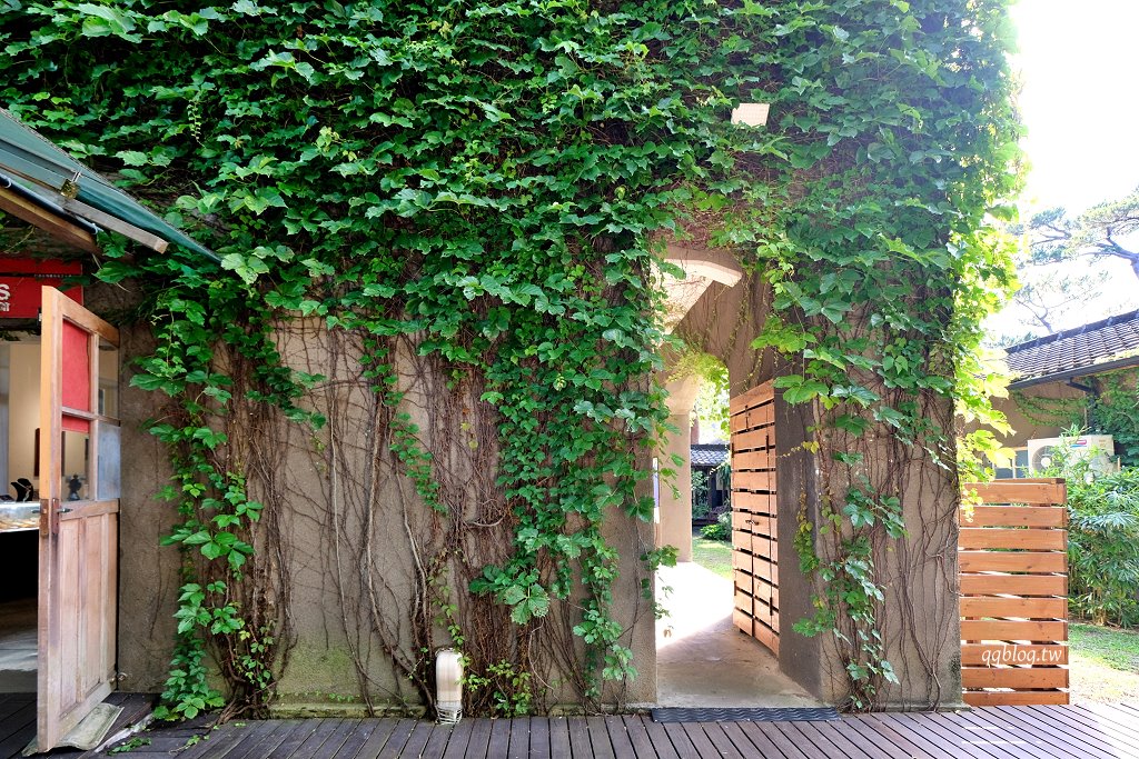 花蓮︱松園別館.日治時期的昭和老洋樓和老松樹,居高臨下遠眺太平洋 @QQ的懶骨頭 花蓮︱松園別館.日治時期的昭和老洋樓和老松樹,居高臨下遠眺太平洋 @QQ的懶骨頭