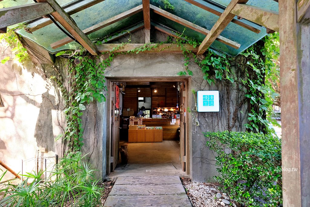 花蓮︱松園別館.日治時期的昭和老洋樓和老松樹,居高臨下遠眺太平洋 @QQ的懶骨頭 花蓮︱松園別館.日治時期的昭和老洋樓和老松樹,居高臨下遠眺太平洋 @QQ的懶骨頭