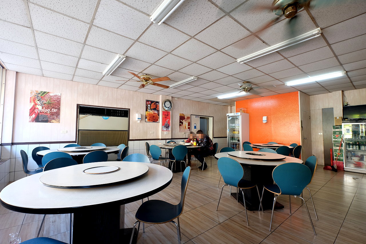 台中東勢︱檳園食坊．平價美味的客家菜餐廳，推清燙溫體牛肉火鍋 @QQ的懶骨頭