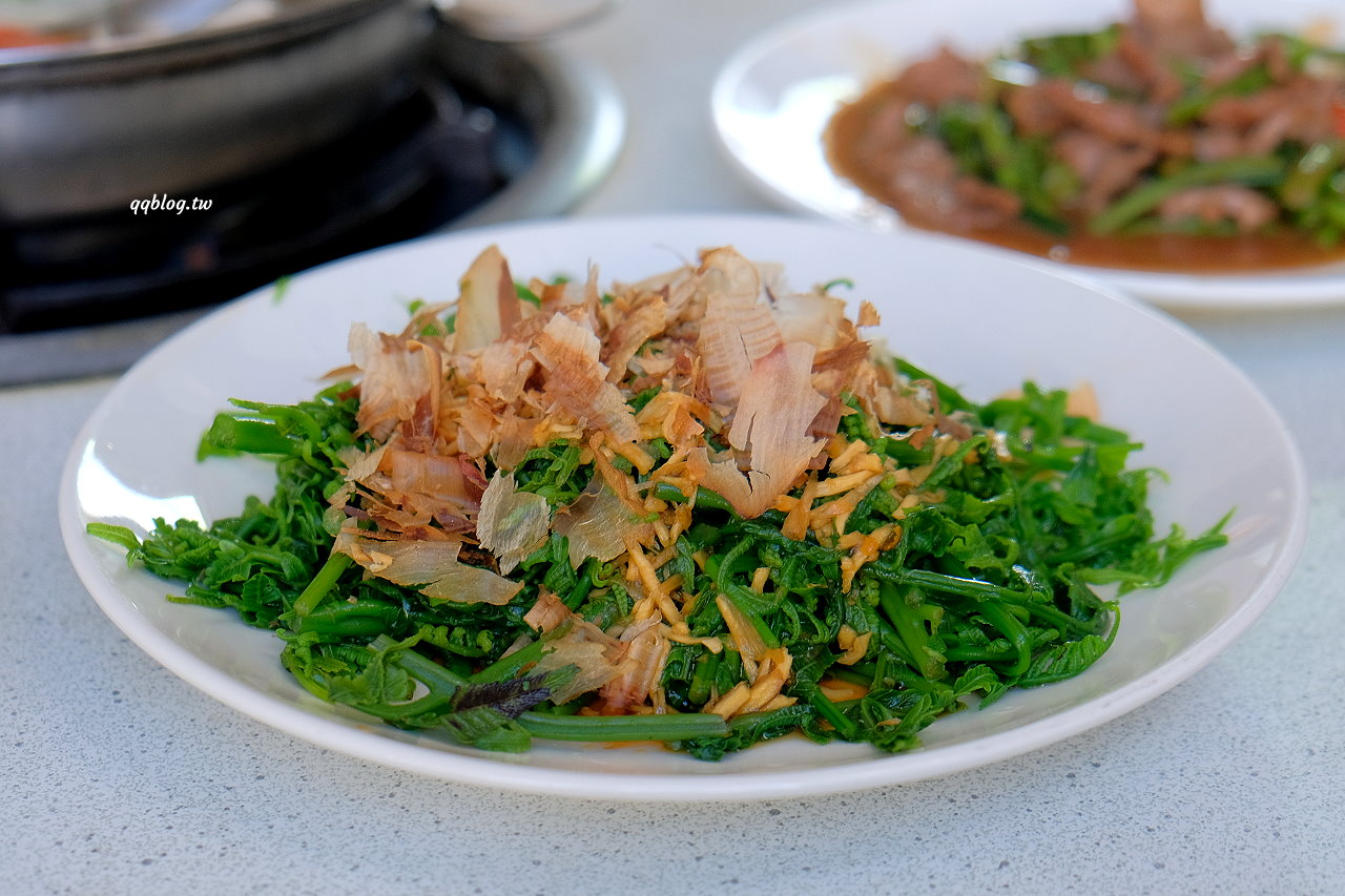 台中東勢︱檳園食坊．平價美味的客家菜餐廳，推清燙溫體牛肉火鍋 @QQ的懶骨頭