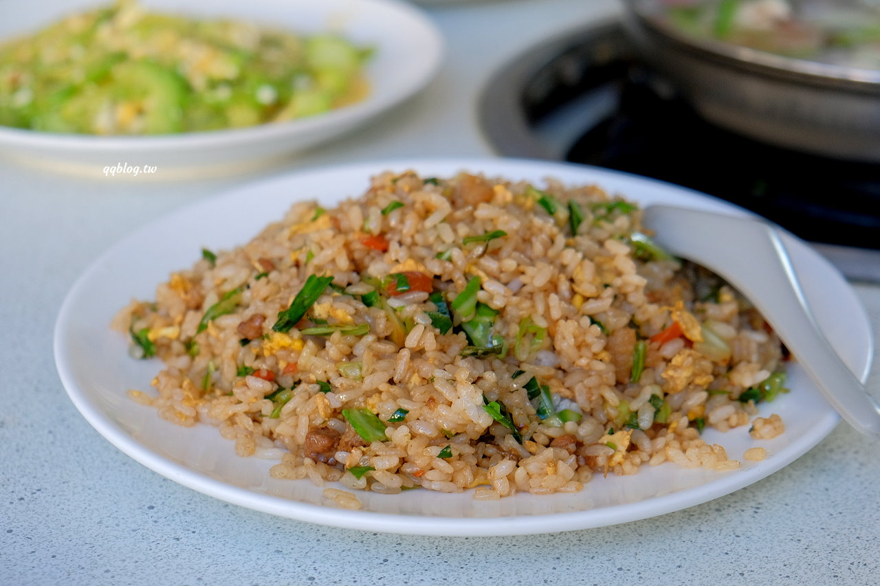 台中東勢︱檳園食坊．平價美味的客家菜餐廳，推清燙溫體牛肉火鍋 @QQ的懶骨頭