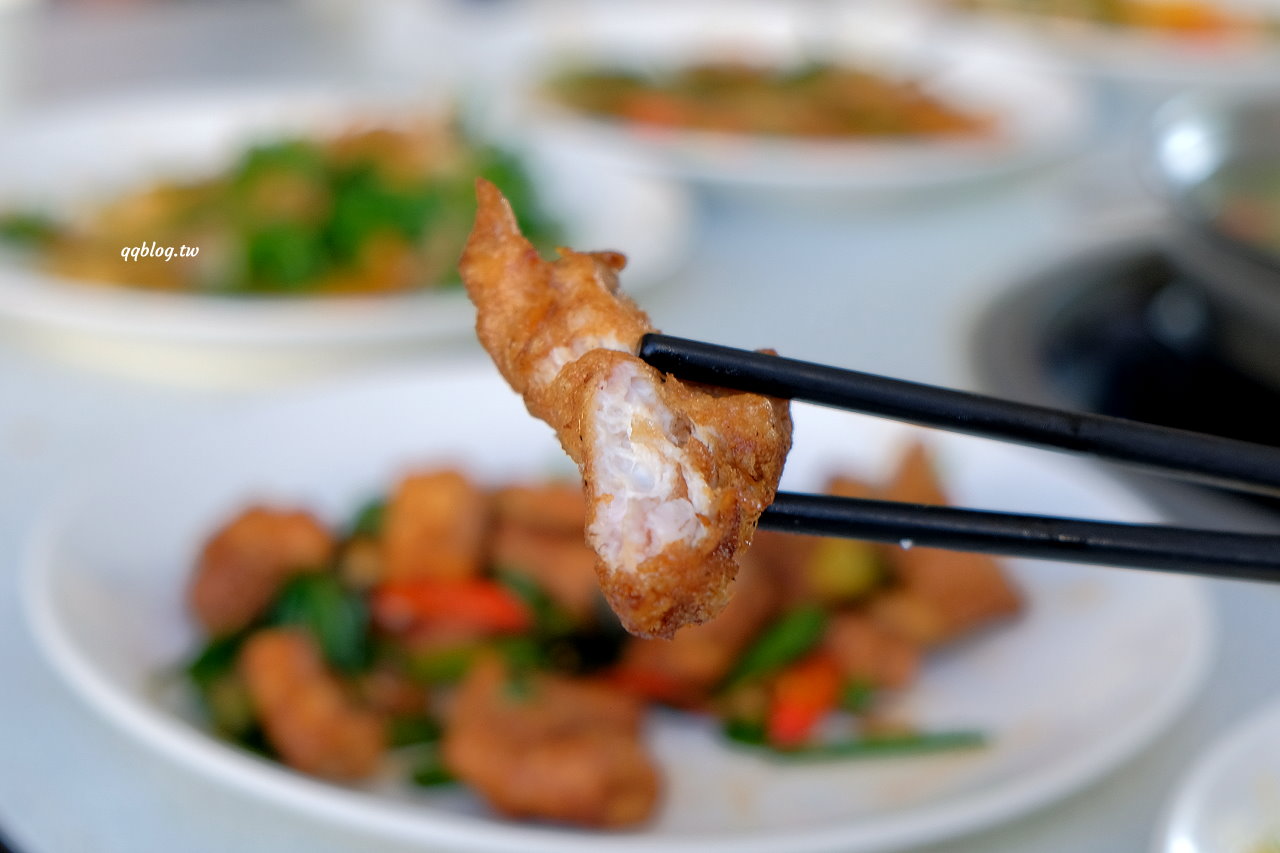 台中東勢︱檳園食坊．平價美味的客家菜餐廳，推清燙溫體牛肉火鍋 @QQ的懶骨頭