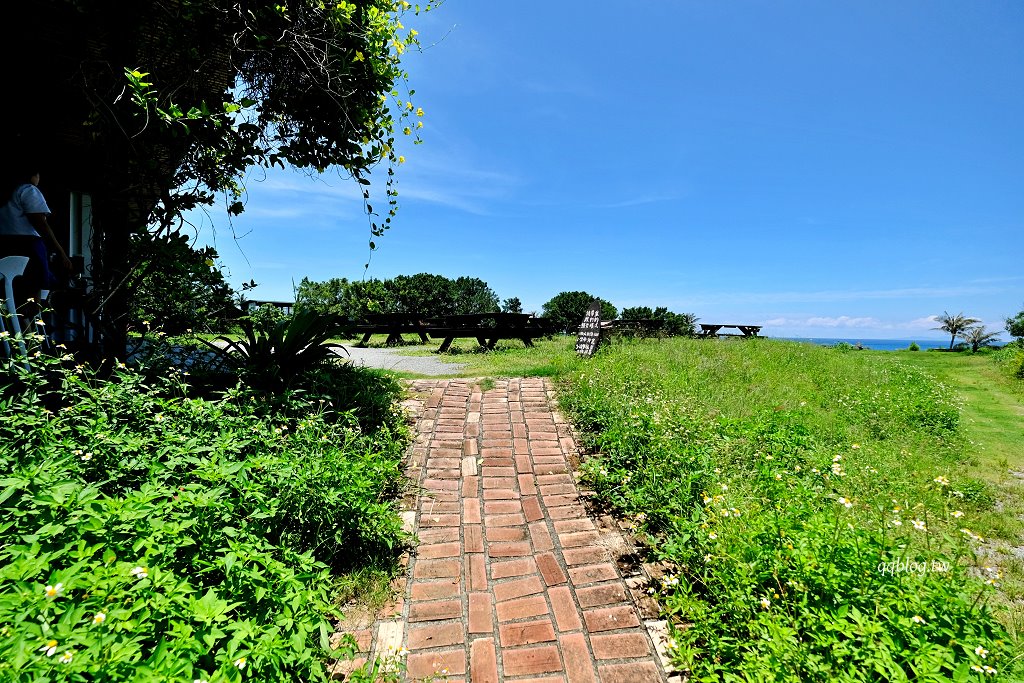 台東東河︱都蘭海角咖啡 Dulan Cape Caf&eacute;．180度無死角海景，海天一色超美麗 @QQ的懶骨頭