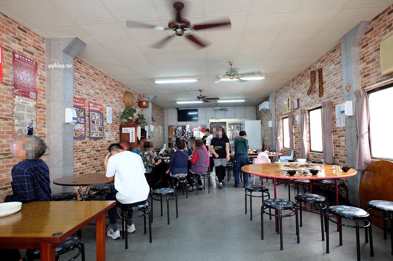 台中石岡︱土牛客家小吃．營業超過20年的在地老店，招牌香酥鴨必點 @QQ的懶骨頭