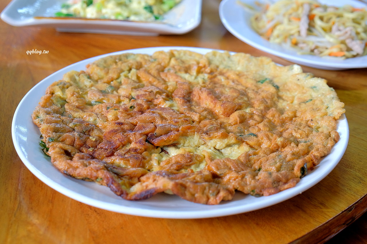 台中石岡︱土牛客家小吃．營業超過20年的在地老店，招牌香酥鴨必點 @QQ的懶骨頭