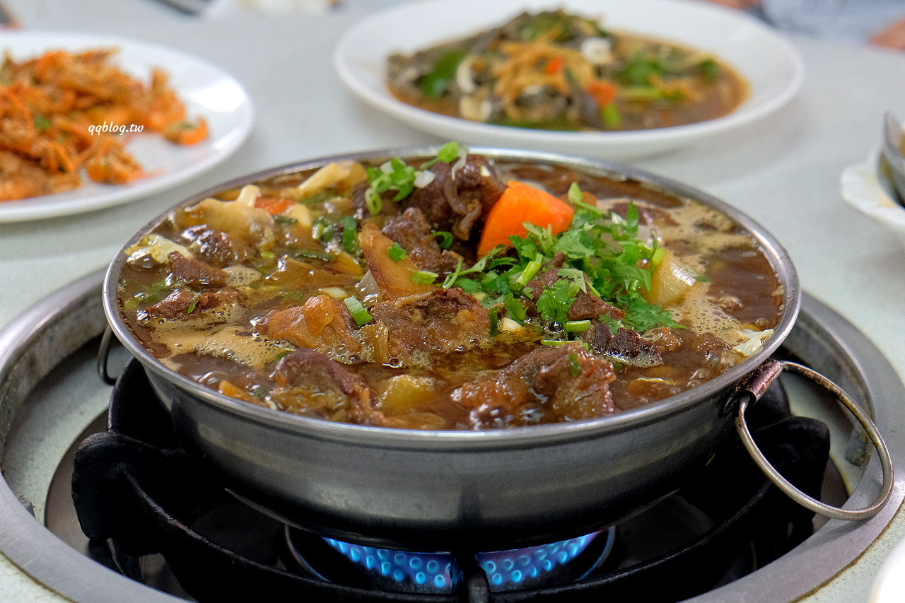 台中東勢︱檳園食坊．平價美味的客家菜餐廳，推清燙溫體牛肉火鍋 @QQ的懶骨頭