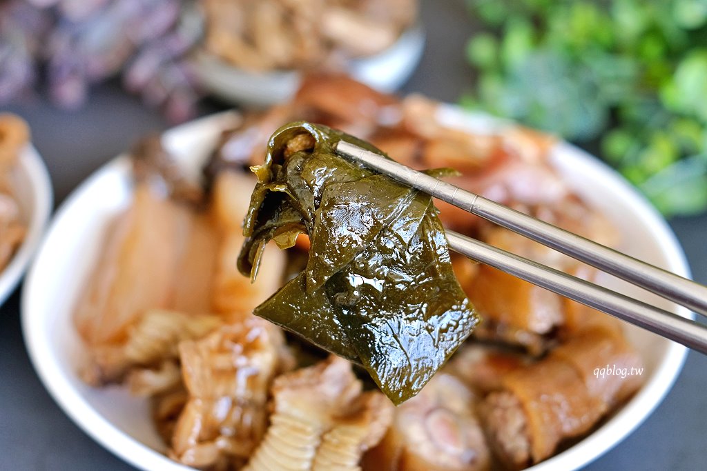 高雄鹽埕︱阿囉哈滷味．飄香超過一甲子的在地人氣滷味攤 @QQ的懶骨頭