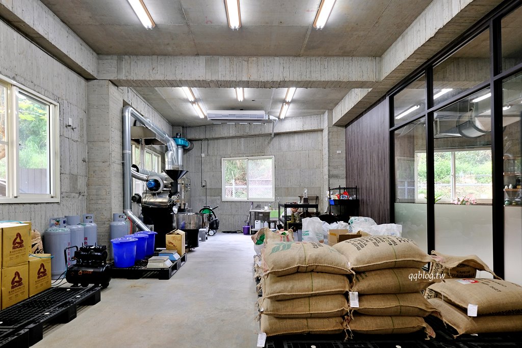 南投埔里︱惠蓀咖啡品牌館．愛爾蘭國道旁森林系咖啡館，享用台灣咖啡、簡餐、甜點 @QQ的懶骨頭