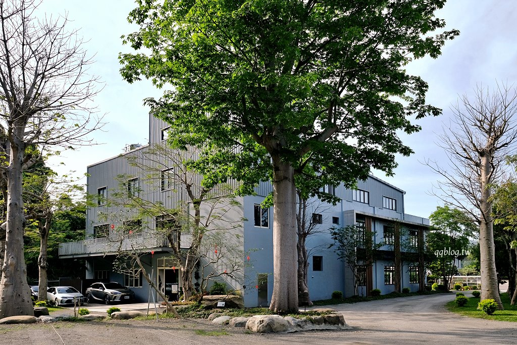 南投埔里︱惠蓀咖啡品牌館．愛爾蘭國道旁森林系咖啡館，享用台灣咖啡、簡餐、甜點 @QQ的懶骨頭