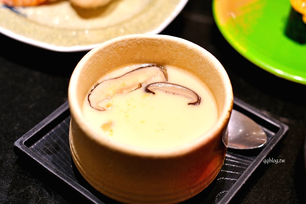 台中南屯︱大漁壽司．台中人氣壽司重新裝潢，環境寬敞大氣有濃厚的日式氛圍，嚴選當季季節漁獲產地直送 @QQ的懶骨頭