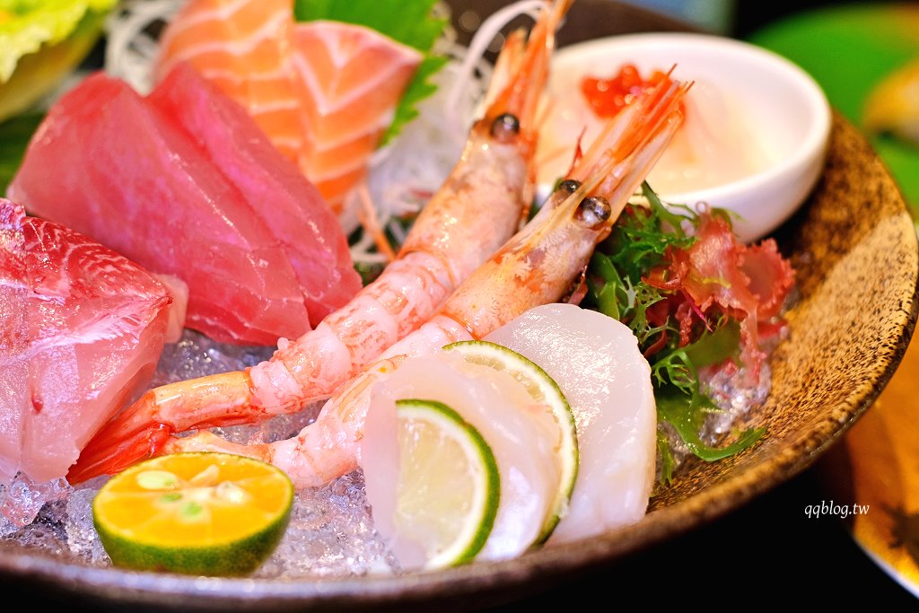 台中南屯︱大漁壽司．台中人氣壽司重新裝潢，環境寬敞大氣有濃厚的日式氛圍，嚴選當季季節漁獲產地直送 @QQ的懶骨頭