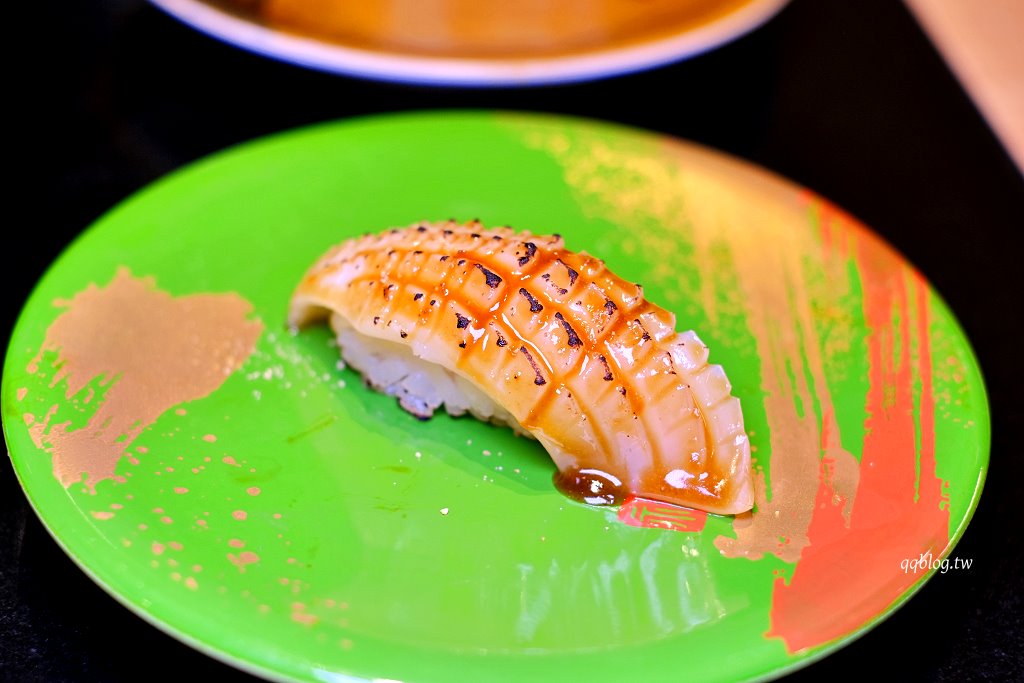 台中南屯︱大漁壽司．台中人氣壽司重新裝潢，環境寬敞大氣有濃厚的日式氛圍，嚴選當季季節漁獲產地直送 @QQ的懶骨頭