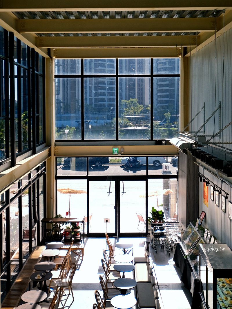 台中北屯︱Her CAFE 員工喝咖啡．不限時咖啡館，150元咖啡、飲品喝到飽，號稱台最美茶水間咖啡館 @QQ的懶骨頭