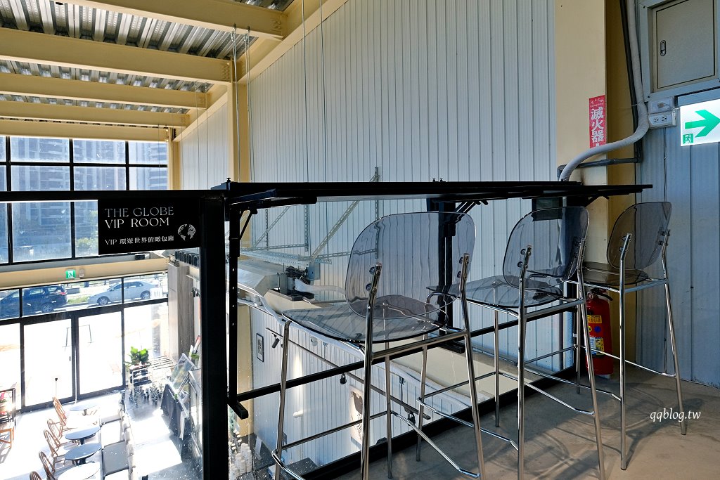 台中北屯︱Her CAFE 員工喝咖啡．不限時咖啡館，150元咖啡、飲品喝到飽，號稱台最美茶水間咖啡館 @QQ的懶骨頭