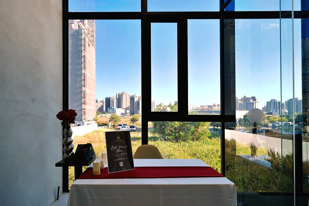 台中北屯︱Her CAFE 員工喝咖啡．不限時咖啡館，150元咖啡、飲品喝到飽，號稱台最美茶水間咖啡館 @QQ的懶骨頭