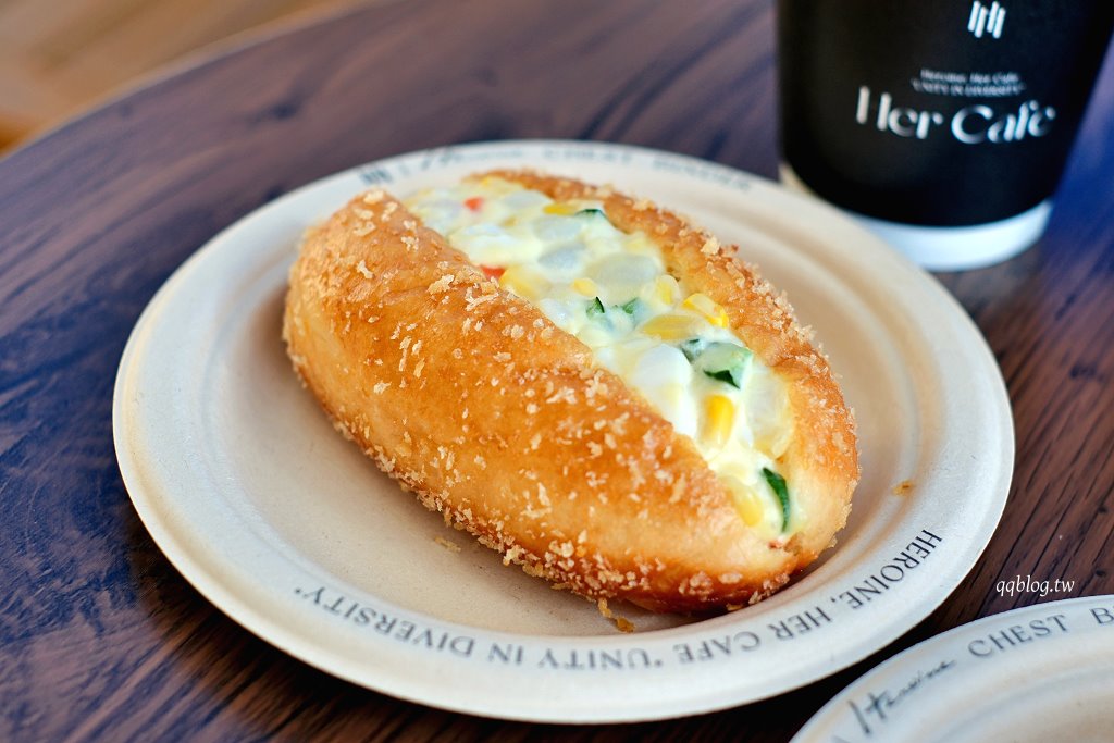 台中北屯︱Her CAFE 員工喝咖啡．不限時咖啡館，150元咖啡、飲品喝到飽，號稱台最美茶水間咖啡館 @QQ的懶骨頭