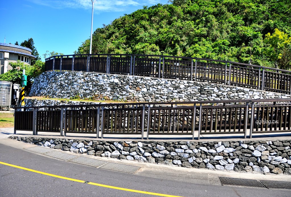 宜蘭蘇澳︱南方澳觀景臺.俯瞰南方澳漁港壯麗景色,180度零死角遠眺筆架山、豆腐岬、內埤沙灘 @QQ的懶骨頭 宜蘭蘇澳︱南方澳觀景臺.俯瞰南方澳漁港壯麗景色,180度零死角遠眺筆架山、豆腐岬、內埤沙灘 @QQ的懶骨頭