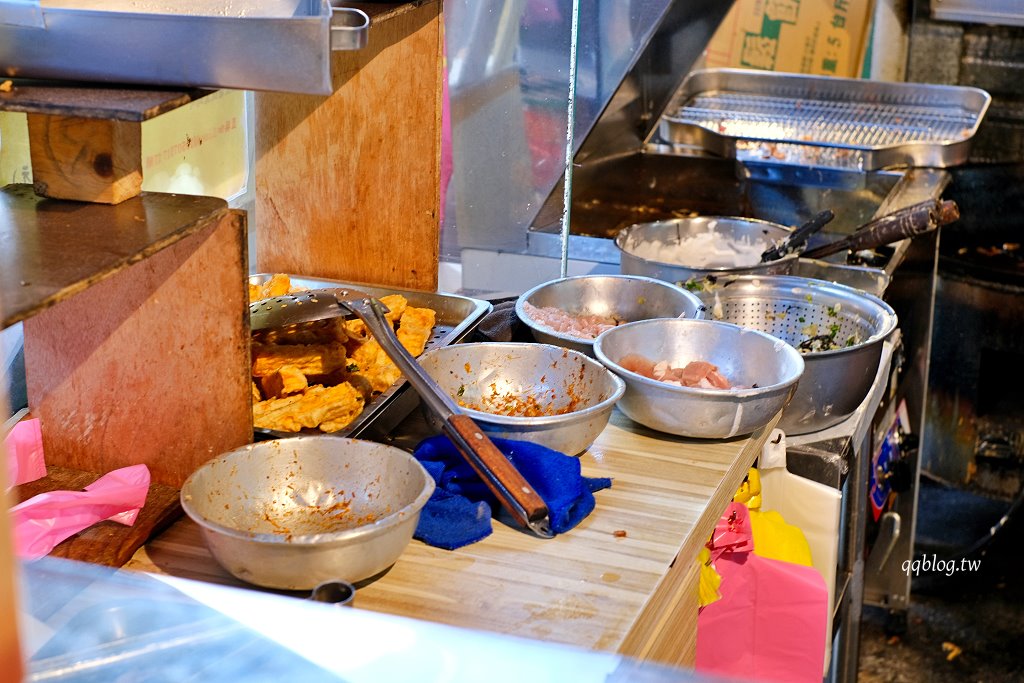 宜蘭蘇澳︱仙草仙境傳說 南方澳最大的蝦餅最多的蝦子.比臉大的酥炸黃金蝦餅 @QQ的懶骨頭 宜蘭蘇澳︱仙草仙境傳說 南方澳最大的蝦餅最多的蝦子.比臉大的酥炸黃金蝦餅 @QQ的懶骨頭