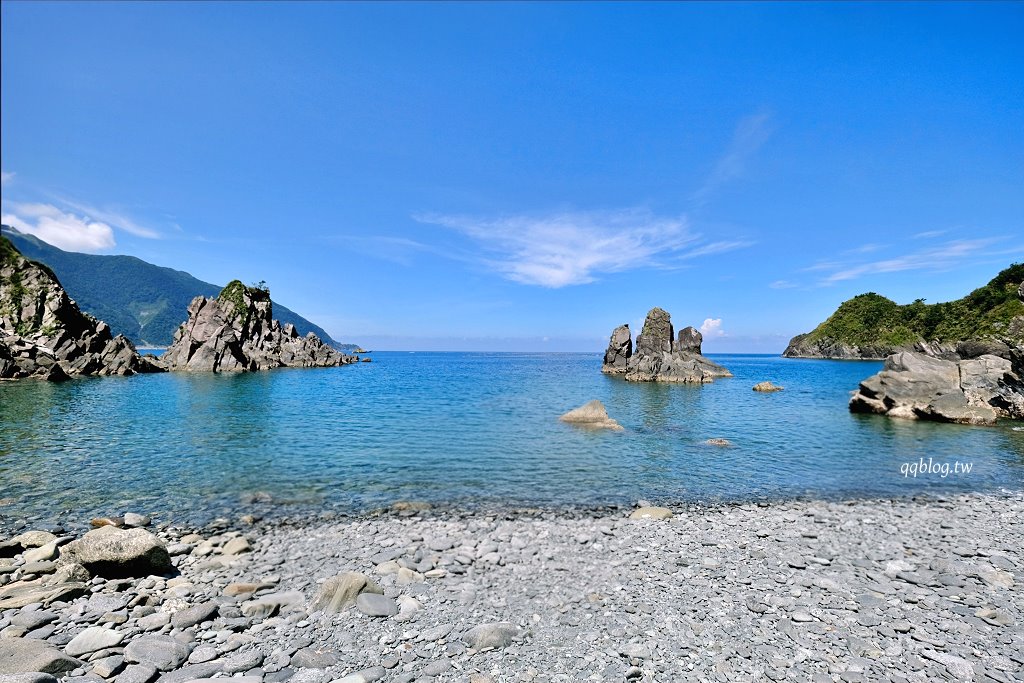 宜蘭東澳︱粉鳥林漁港秘境.漸層的藍色海水超級夢幻,有台版下龍灣之稱 @QQ的懶骨頭 宜蘭東澳︱粉鳥林漁港秘境.漸層的藍色海水超級夢幻,有台版下龍灣之稱 @QQ的懶骨頭