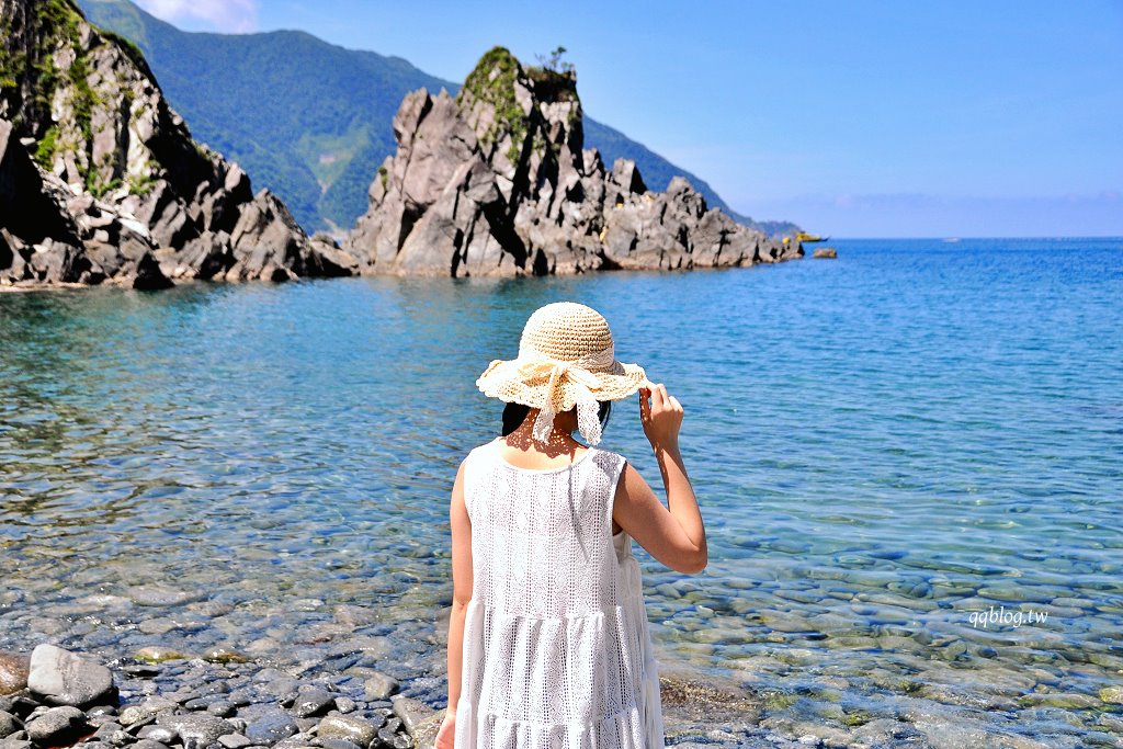 宜蘭東澳︱粉鳥林漁港秘境.漸層的藍色海水超級夢幻,有台版下龍灣之稱 @QQ的懶骨頭 宜蘭東澳︱粉鳥林漁港秘境.漸層的藍色海水超級夢幻,有台版下龍灣之稱 @QQ的懶骨頭