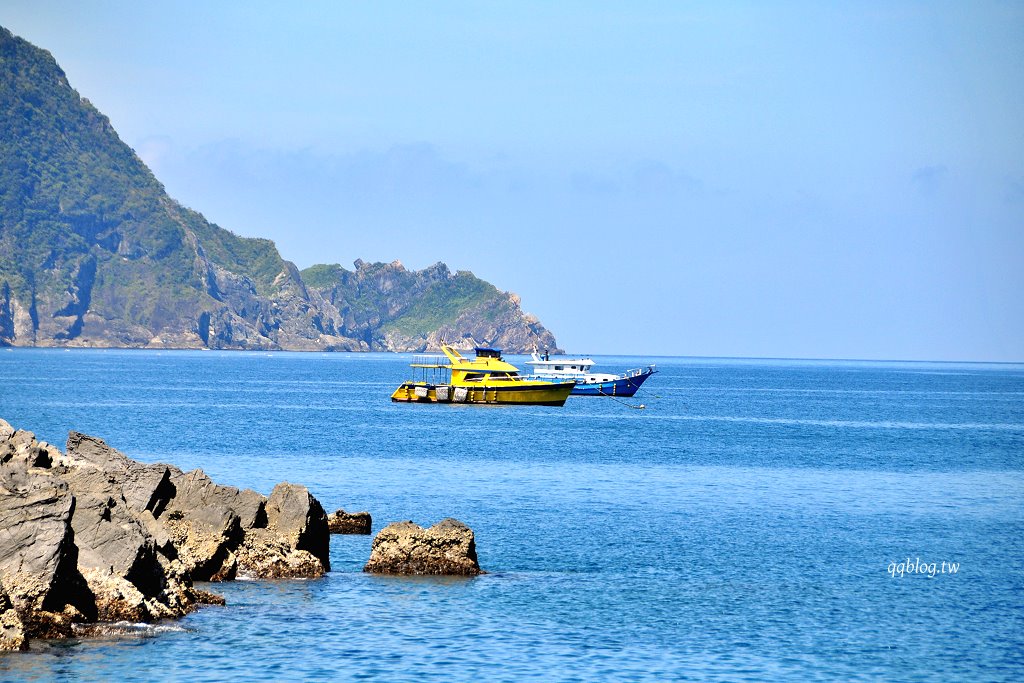 宜蘭東澳︱粉鳥林漁港秘境.漸層的藍色海水超級夢幻,有台版下龍灣之稱 @QQ的懶骨頭 宜蘭東澳︱粉鳥林漁港秘境.漸層的藍色海水超級夢幻,有台版下龍灣之稱 @QQ的懶骨頭