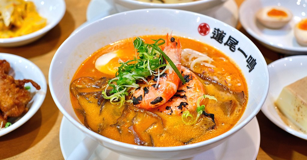 台中北區︱蓮尾一鳴 豚骨拉麵專門店.濃郁系湯頭很日式,香氣十足 @QQ的懶骨頭 台中北區︱蓮尾一鳴 豚骨拉麵專門店.濃郁系湯頭很日式,香氣十足 @QQ的懶骨頭