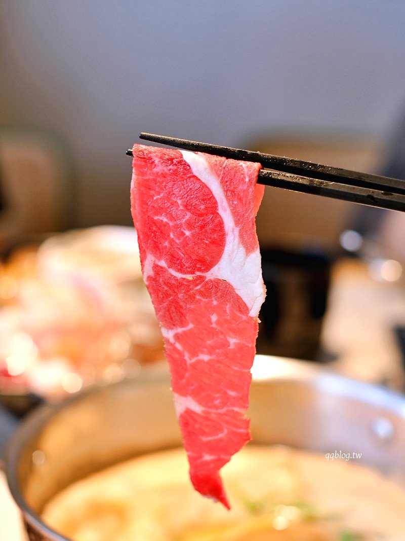 台南安南︱初鍋．每日現熬大骨湯頭，蔬菜、飲料、冰品自助吃到飽 @QQ的懶骨頭