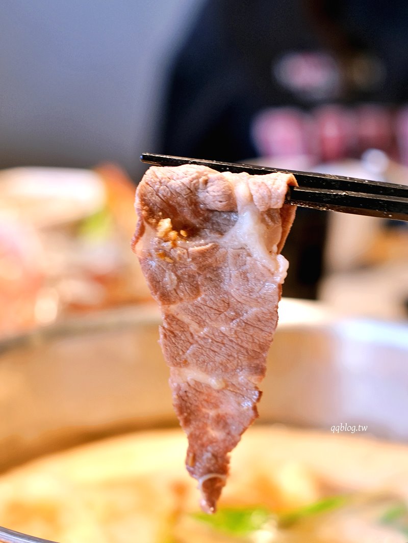 台南安南︱初鍋．每日現熬大骨湯頭，蔬菜、飲料、冰品自助吃到飽 @QQ的懶骨頭