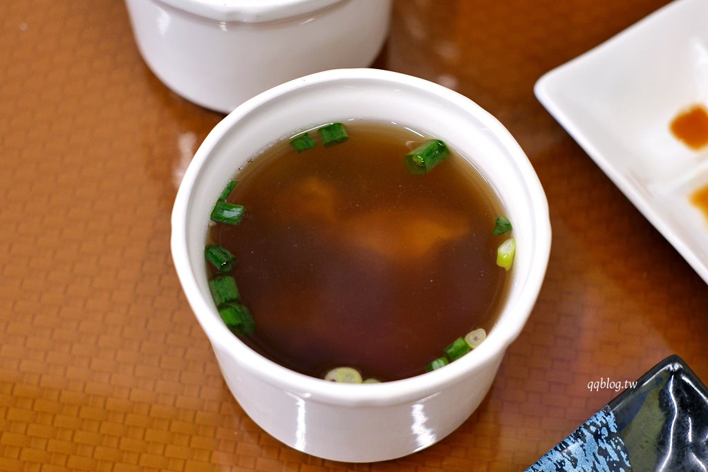 台中南屯︱新馬小廚 南屯店．不用飛出國也能吃到道地的新馬料理 @QQ的懶骨頭