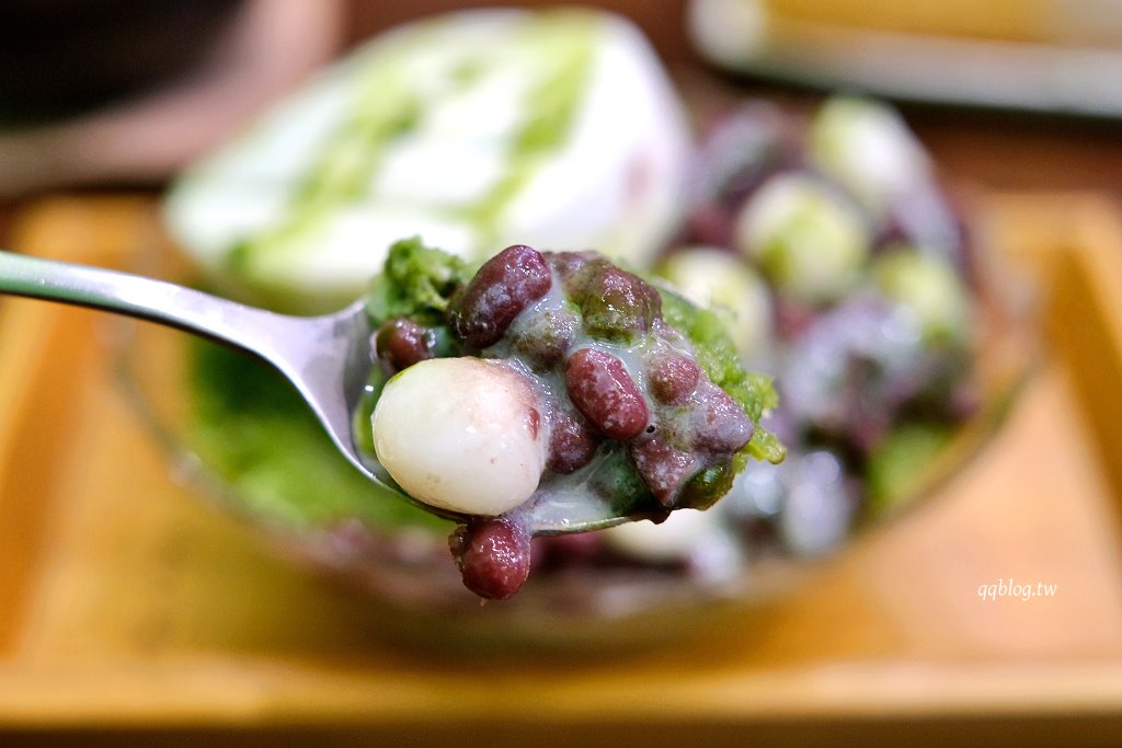 台中北區︱三時茶房，隱藏巷弄裡的老宅，賣的是香濃的杏仁茶 @QQ的懶骨頭