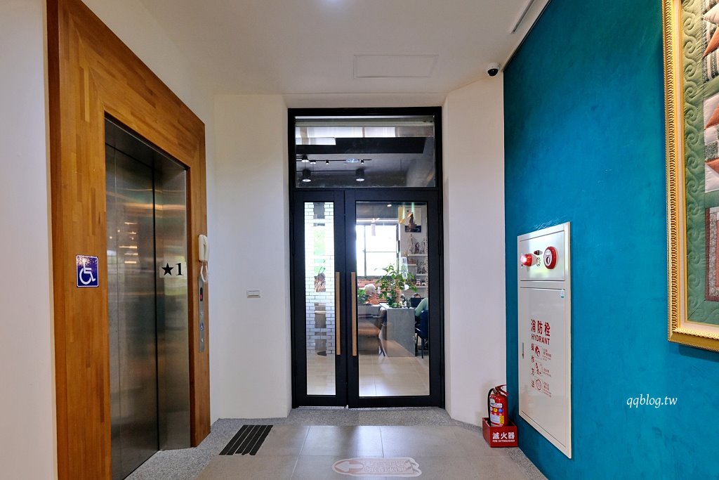 宜蘭︱宜蘭市立圖書館/宜蘭市李科永紀念圖書館.幾米繪本人偶超可愛又好拍 @QQ的懶骨頭 宜蘭︱宜蘭市立圖書館/宜蘭市李科永紀念圖書館.幾米繪本人偶超可愛又好拍 @QQ的懶骨頭