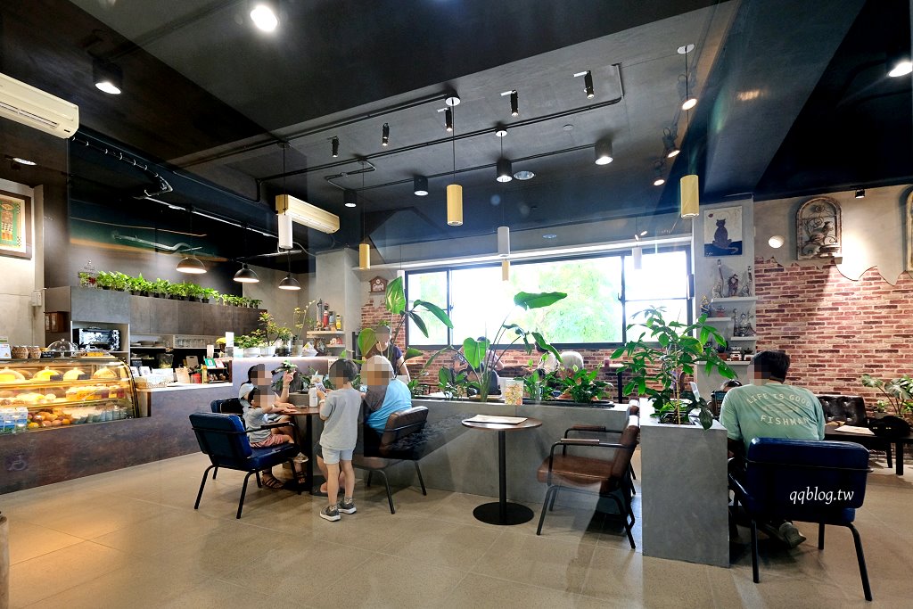 宜蘭︱宜蘭市立圖書館/宜蘭市李科永紀念圖書館.幾米繪本人偶超可愛又好拍 @QQ的懶骨頭 宜蘭︱宜蘭市立圖書館/宜蘭市李科永紀念圖書館.幾米繪本人偶超可愛又好拍 @QQ的懶骨頭