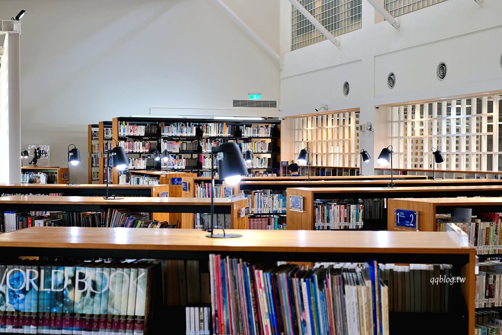 宜蘭︱宜蘭市立圖書館/宜蘭市李科永紀念圖書館.幾米繪本人偶超可愛又好拍 @QQ的懶骨頭 宜蘭︱宜蘭市立圖書館/宜蘭市李科永紀念圖書館.幾米繪本人偶超可愛又好拍 @QQ的懶骨頭
