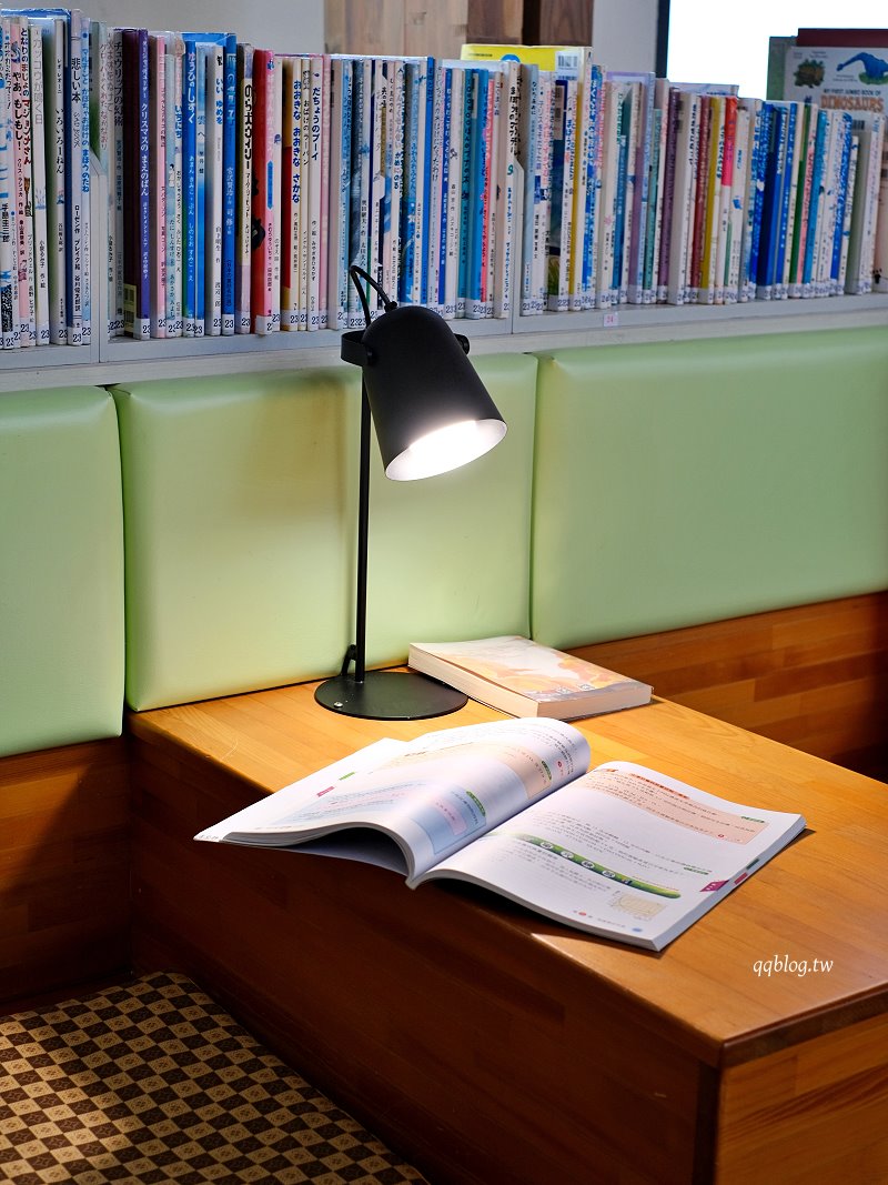 宜蘭︱宜蘭市立圖書館/宜蘭市李科永紀念圖書館.幾米繪本人偶超可愛又好拍 @QQ的懶骨頭 宜蘭︱宜蘭市立圖書館/宜蘭市李科永紀念圖書館.幾米繪本人偶超可愛又好拍 @QQ的懶骨頭