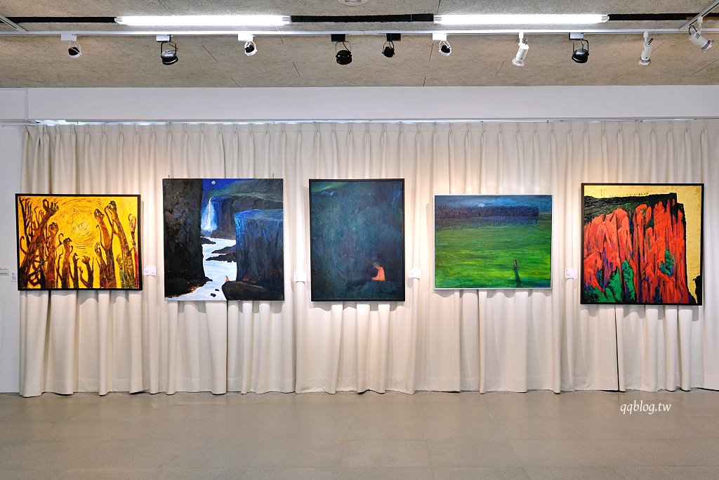 宜蘭︱宜蘭市立圖書館/宜蘭市李科永紀念圖書館．幾米繪本人偶超可愛又好拍 @QQ的懶骨頭