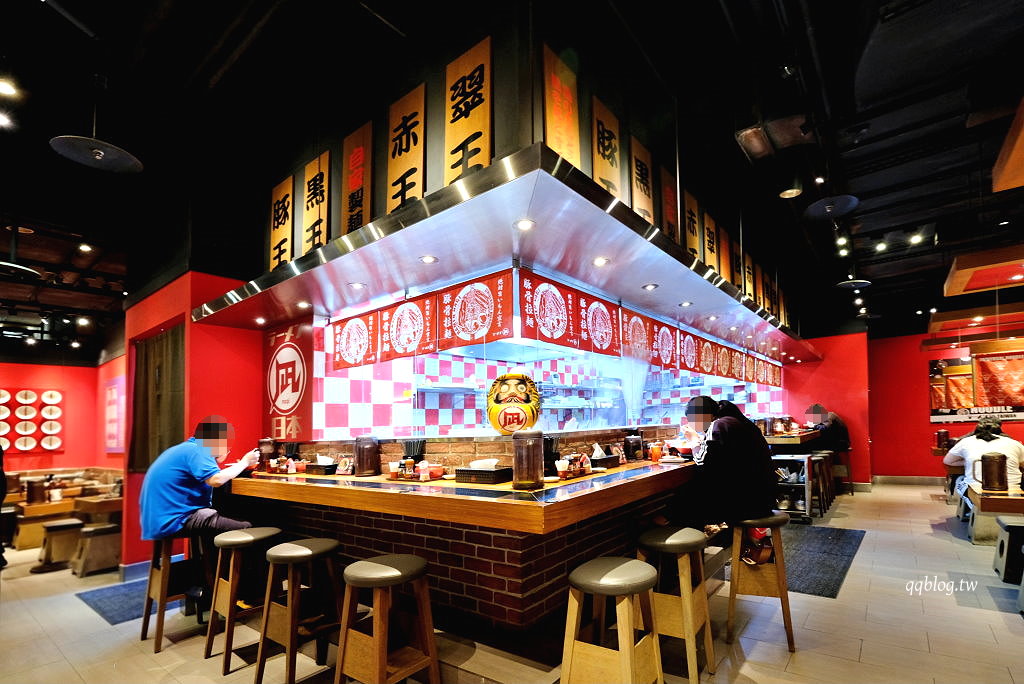 台中西屯︱Nagi豚骨拉麵 凪．濃郁風味特色拉麵，四種口味都值得一試，每週的限定王更是不能錯過 @QQ的懶骨頭