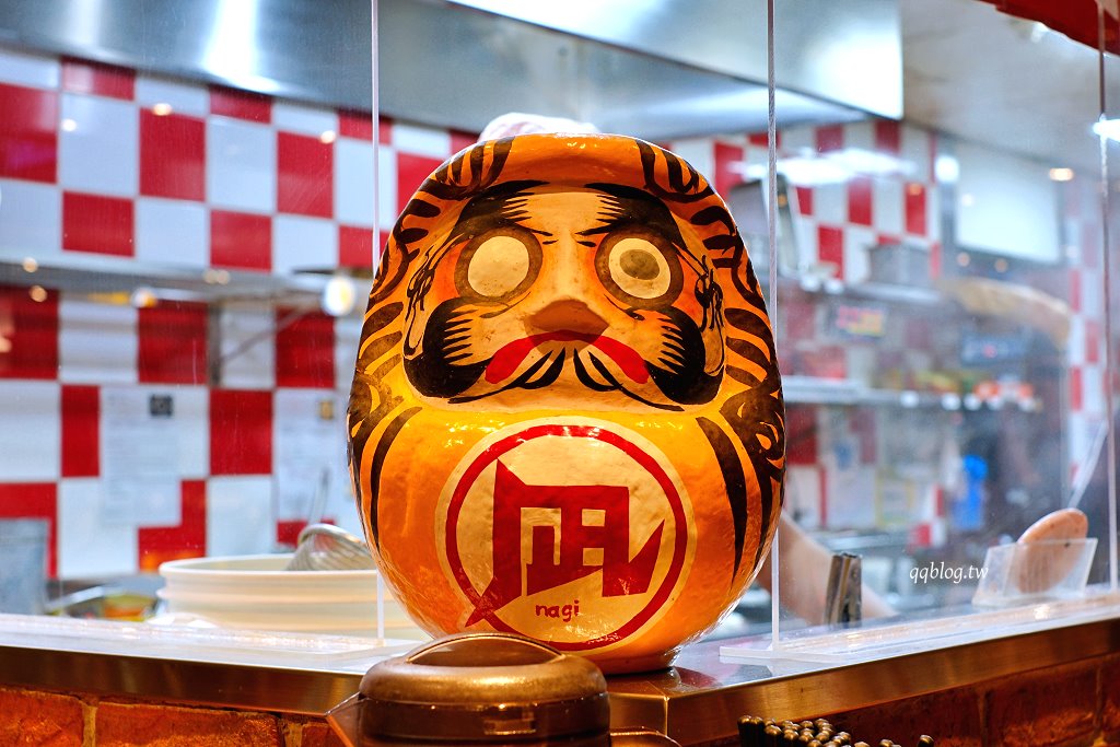 台中西屯︱Nagi豚骨拉麵 凪．濃郁風味特色拉麵，四種口味都值得一試，每週的限定王更是不能錯過 @QQ的懶骨頭