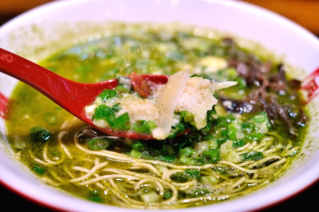 台中西屯︱Nagi豚骨拉麵 凪．濃郁風味特色拉麵，四種口味都值得一試，每週的限定王更是不能錯過 @QQ的懶骨頭