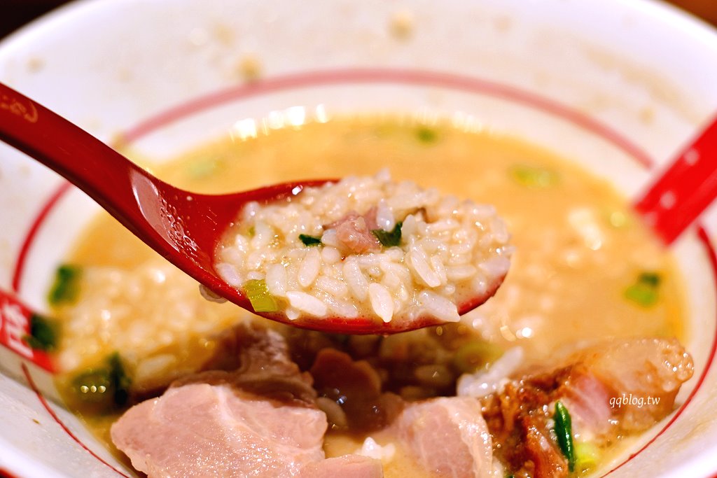 台中西屯︱Nagi豚骨拉麵 凪．濃郁風味特色拉麵，四種口味都值得一試，每週的限定王更是不能錯過 @QQ的懶骨頭