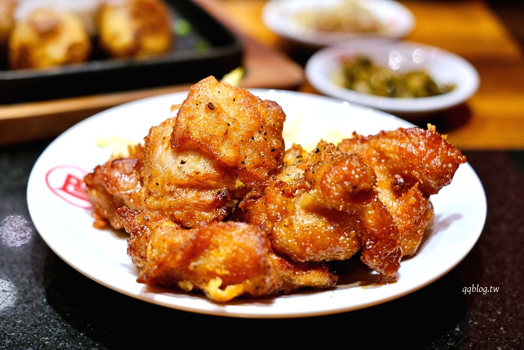 台中西屯︱Nagi豚骨拉麵 凪．濃郁風味特色拉麵，四種口味都值得一試，每週的限定王更是不能錯過 @QQ的懶骨頭