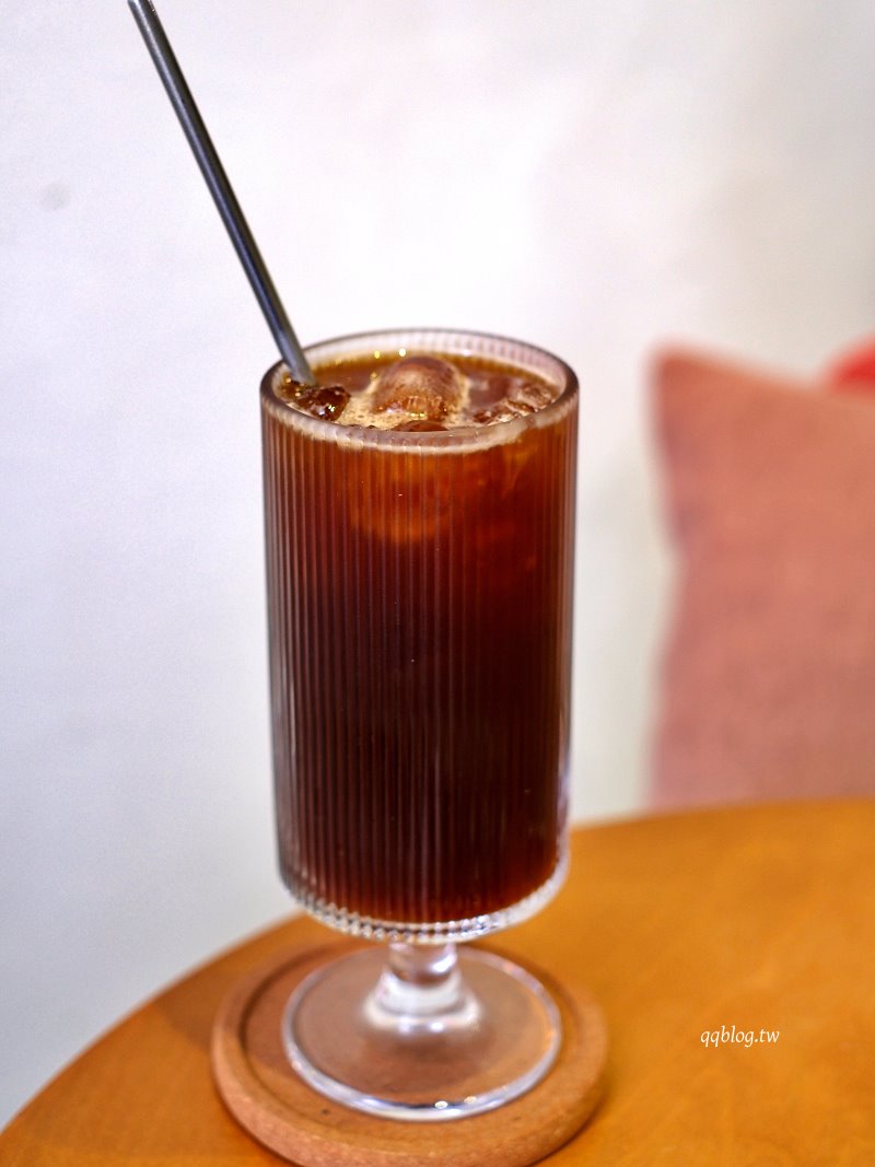 台中西屯︱Bake Inn．從網路販售到有實體店面，一週只營業四天 @QQ的懶骨頭