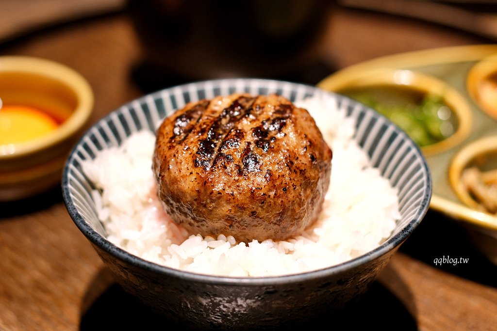 台中南屯︱客觀炭火小料理．藏身在七期裡的炭火直烤和牛挽肉，免飛日本也能吃到日式漢堡排 @QQ的懶骨頭